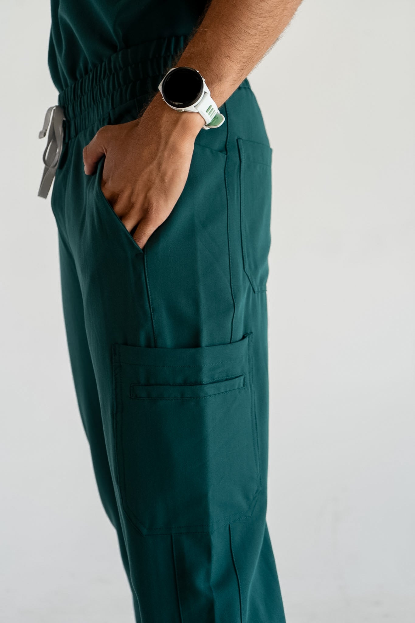 Kian Jogger Scrub Pants - Pine