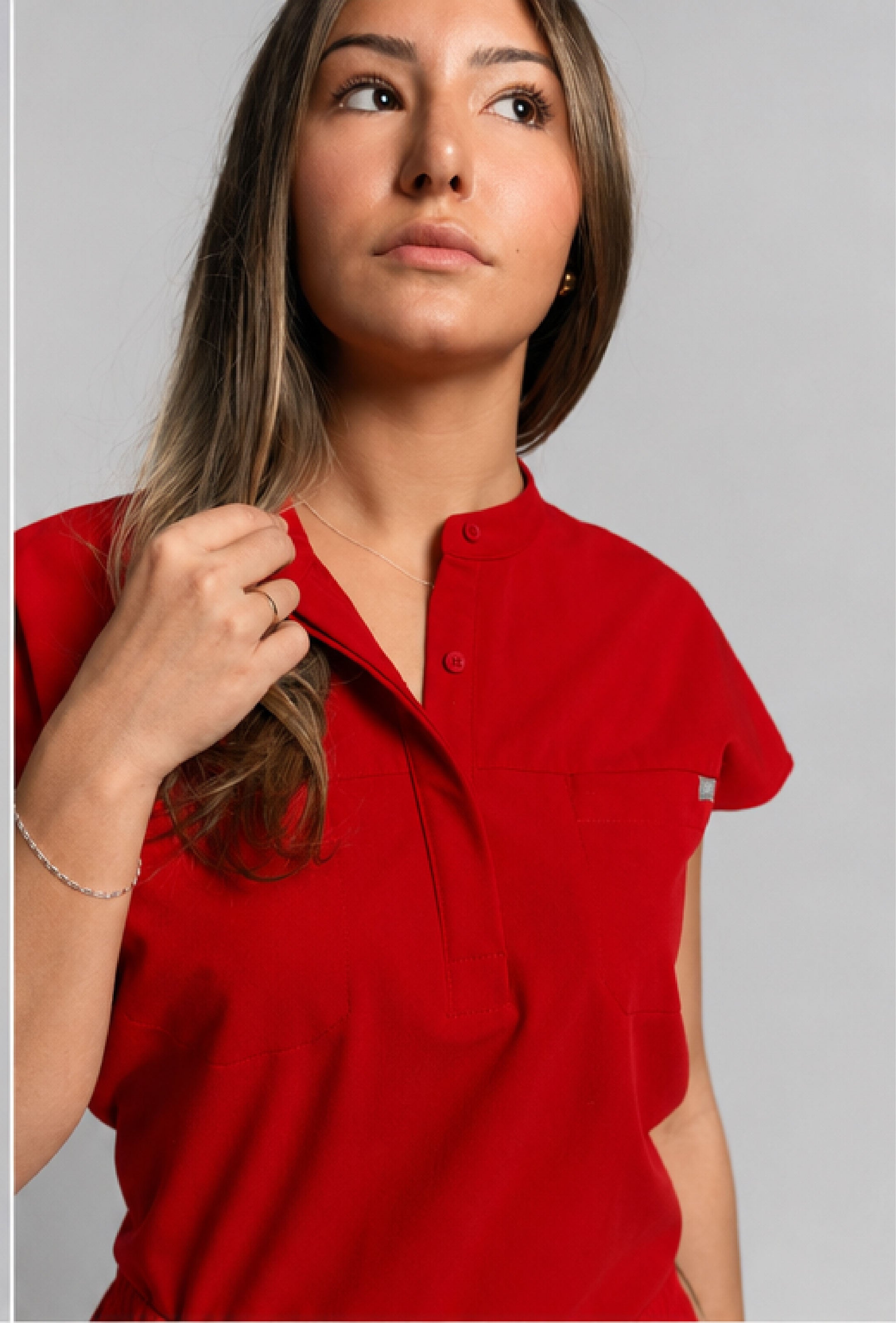 Tunique médicale Ophelia à manches courtes - Rouge Rubis