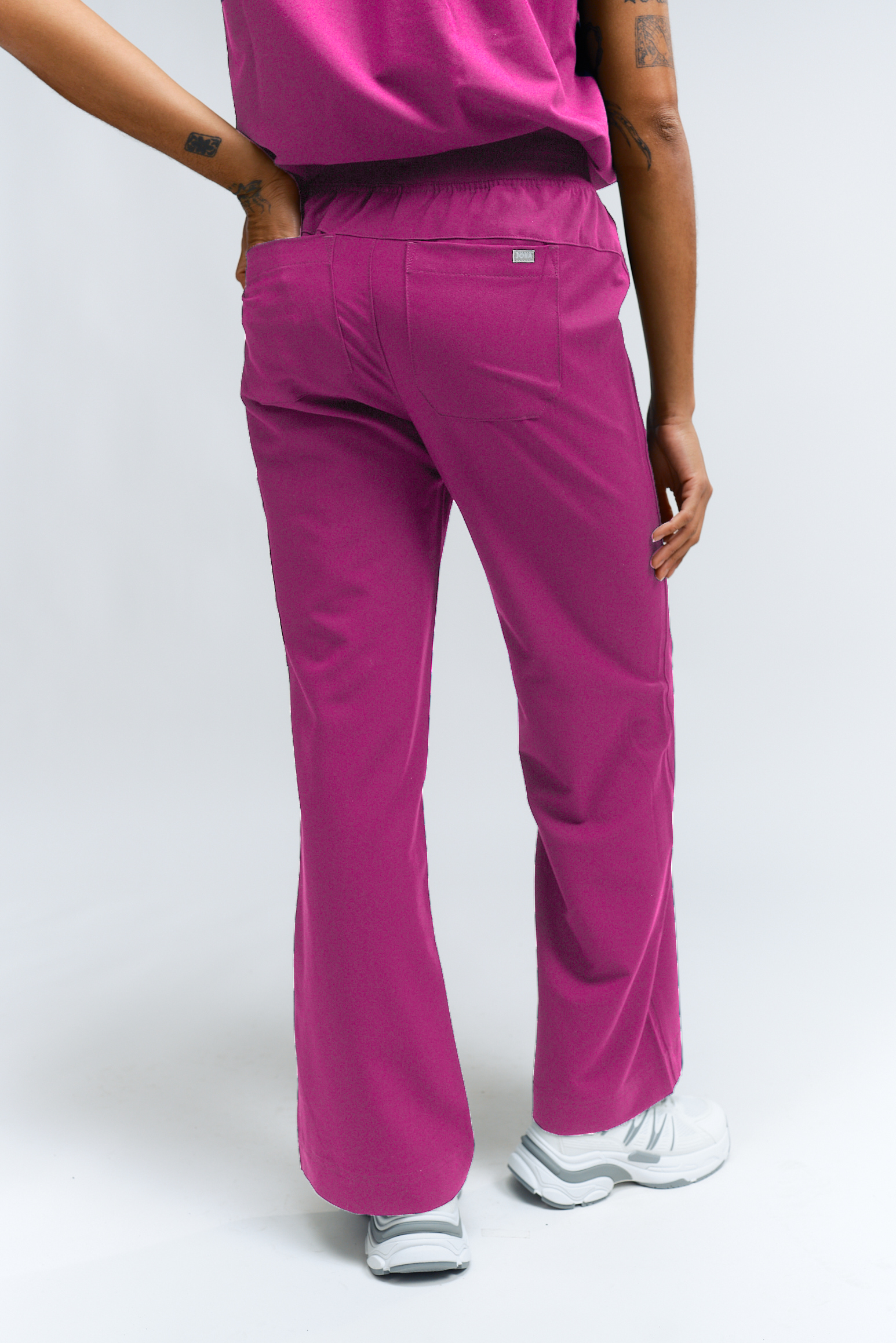 Pantalon de gommage ACE à jambe large - Fuchsia