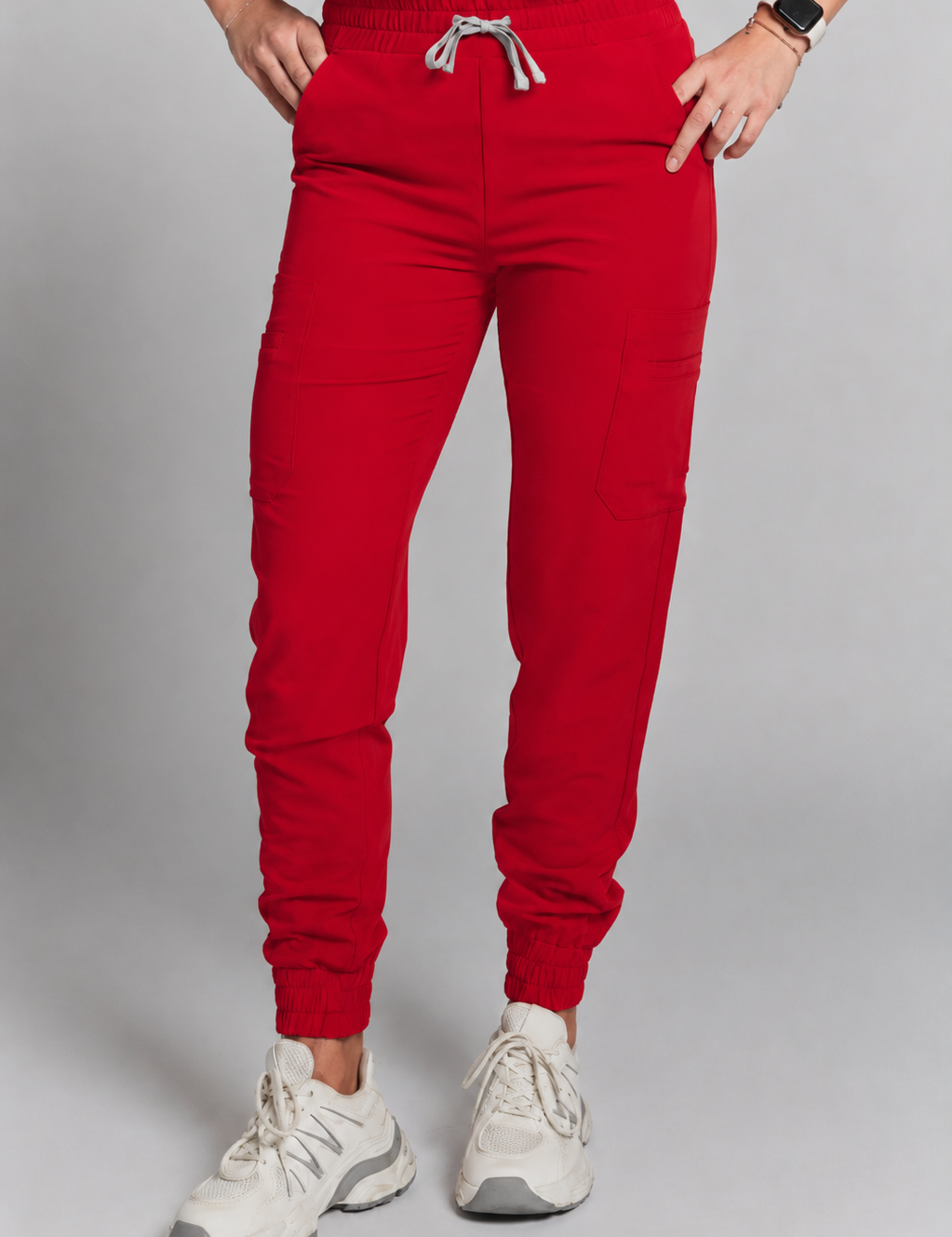 joiia-anastasia-female-joggers-pants-canadian_jpeg_615c1004-e739-4863-ab93-5f4a1090fc7d.png