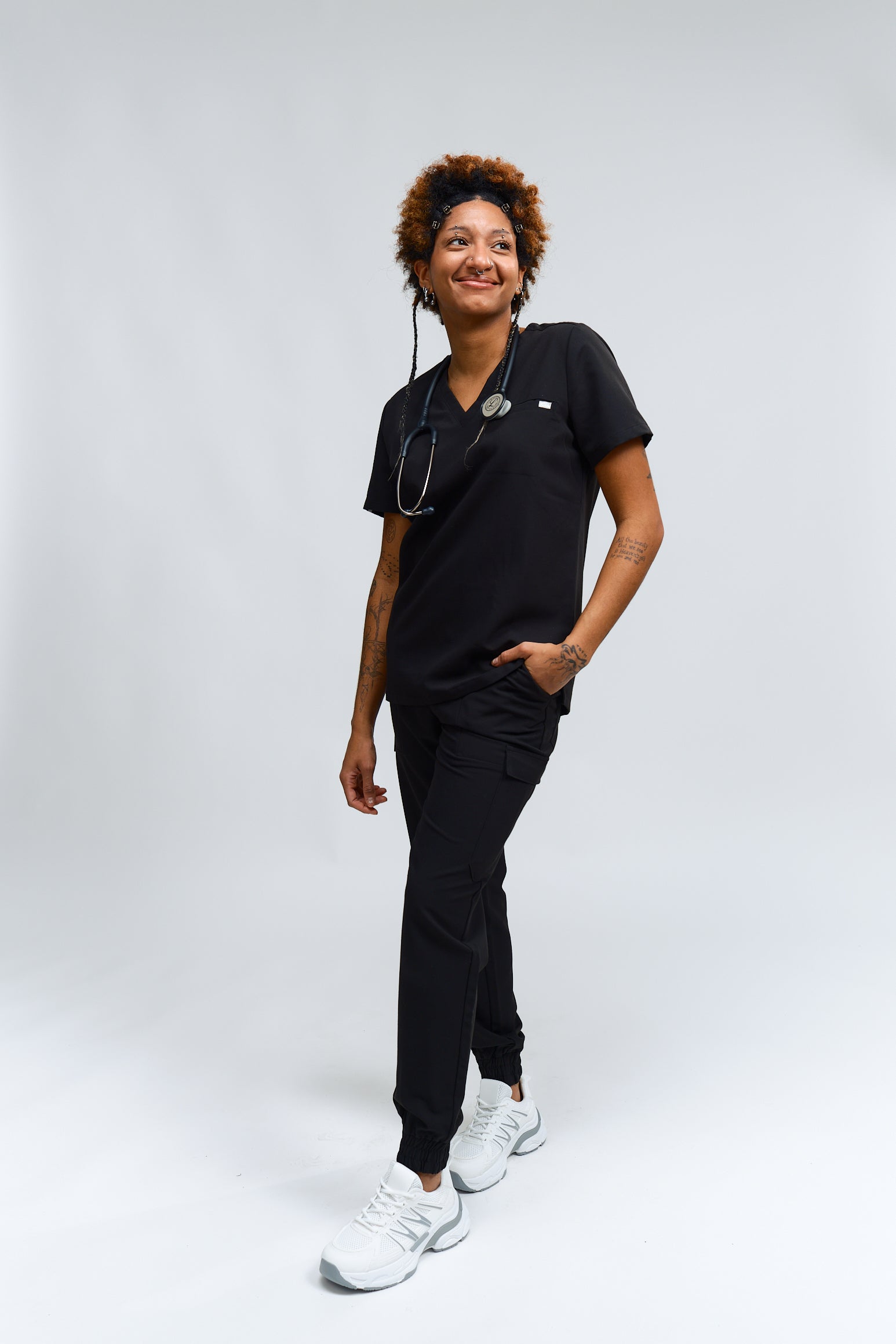 Pantalon de jogging de gommage Lydia - Noir - le cours de remplissage