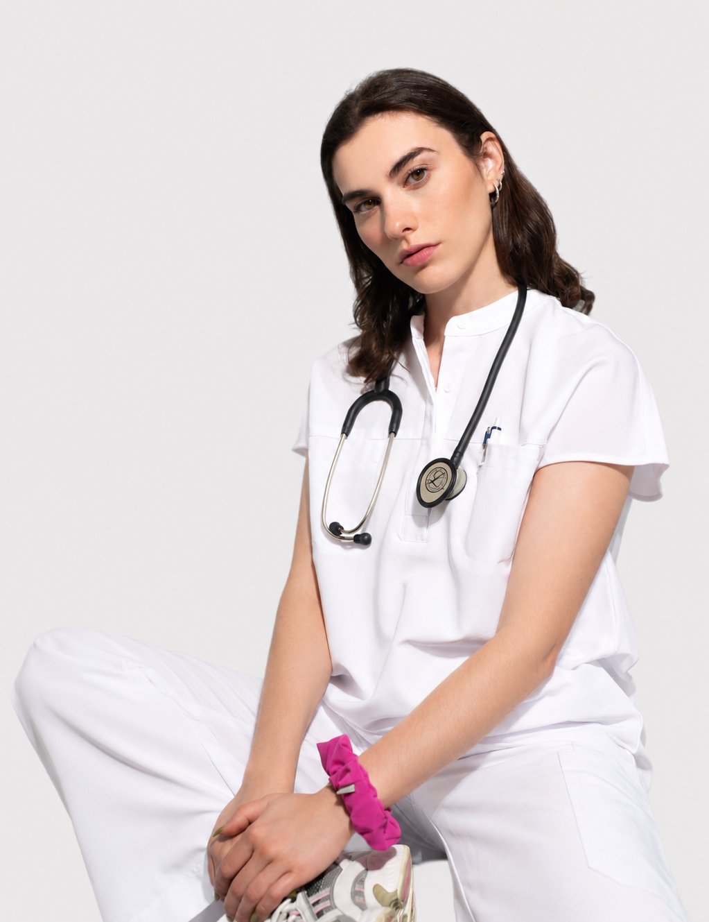 joiia-ophelia-white-top-scrubs-canada-female-scrubs_jpeg.png